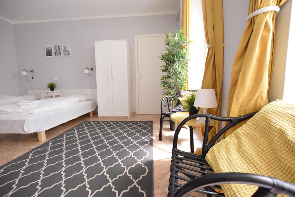 Budget Apartment By Hi5 - Revai Koz Budapesta Exterior foto